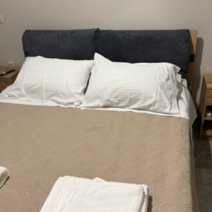 hotspotacharnes krevati